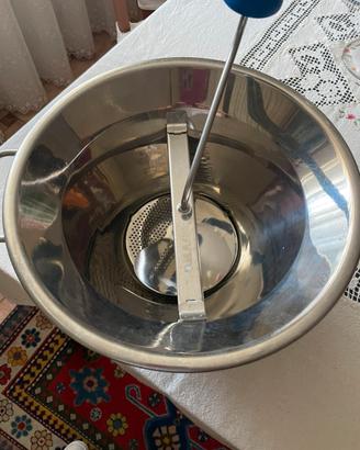 Passaverdure Omac in acciaio inox