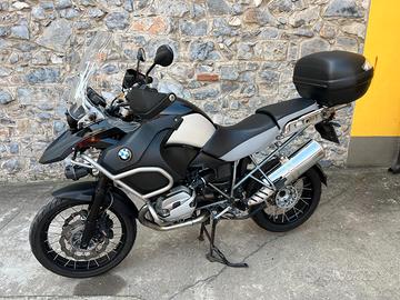 R1200gs triple black 2012 sales