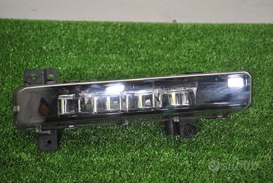 BMW G30 G31 G38 G32 Fendinebbia LED destro