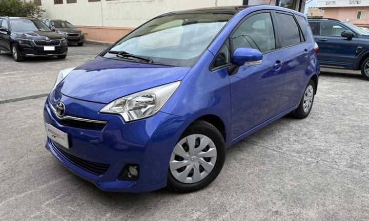 TOYOTA Verso-S 1.4D MT Lounge