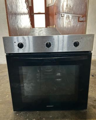 Forno ad incasso ventilato