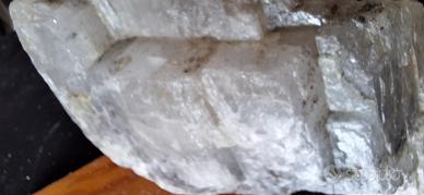 minerale dolomia e calcite Brosso