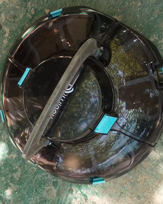 Robot per pulizia piscina