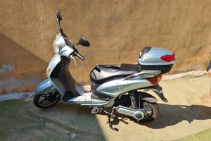 Scooter elettrico Z-TECH
