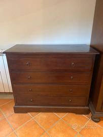 Cassettiera in arte povera