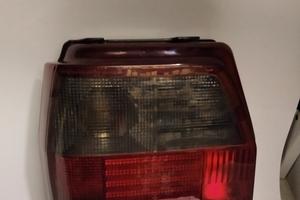 FARO FANALE POST SX ARIC 44.208.000 FIAT UNO/TURBO