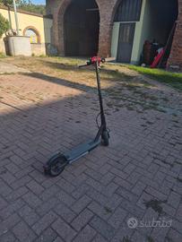 monopattino xiaomi