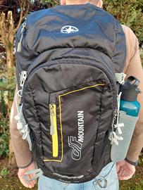 Zaino Trekking 35 l. DF Sport come nuovo