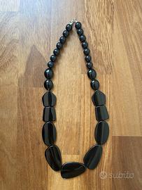 Collana pietre grandi nera