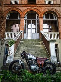 Suzuki Gn 400 cafe racer
