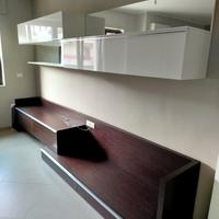 parete attrezzata in legno