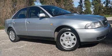 AUDI A4 1ª serie - 1999