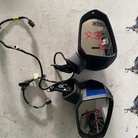 Specchietto originale dx o sx audi q3 2021