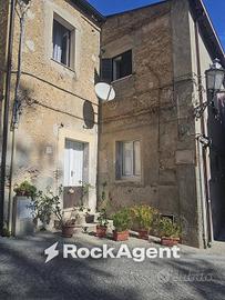 Casa indipendente di 200 m² con 4 locali a Gioiosa