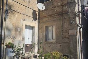Casa indipendente di 200 m² con 4 locali a Gioiosa
