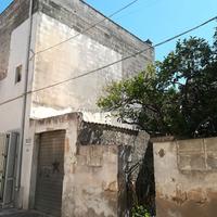 Casa da ristrutturare aradeo