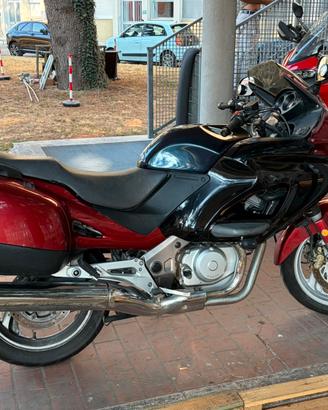 Honda Deauville 650 – 2005 – 43.000 km
