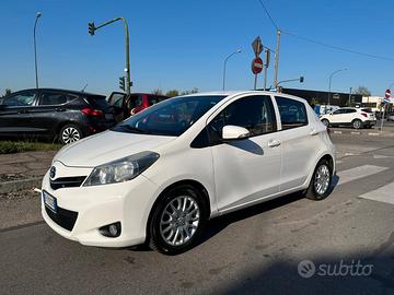 Toyota Yaris 1.0 5 porte Lounge