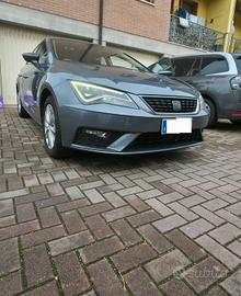 SEAT Leon 1.6 TDI 116 CV 5p. Business - Full LED -