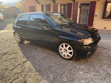 Clio 1.8 16v