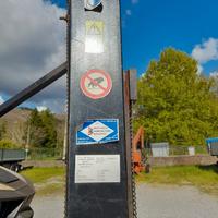 Trattore Forestale Lamborghini con Forche Frontali