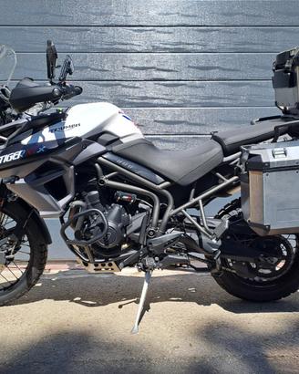 Triumph Tiger 800 XCX 2015/17 +Tris + Scarico