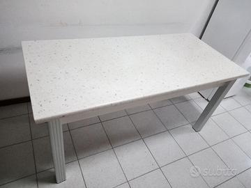 Tavolo allungabile per cucina