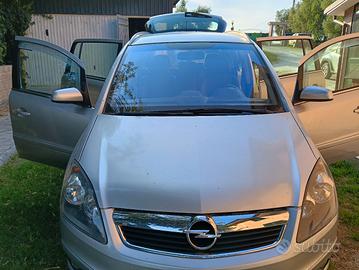 Opel Zafira b 1.6  benzina metano 
