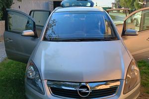 Opel Zafira b 1.6  benzina metano 