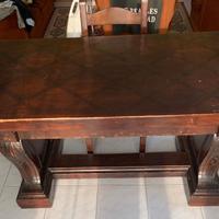 Grande tavolo antico in legno e 4 sedie