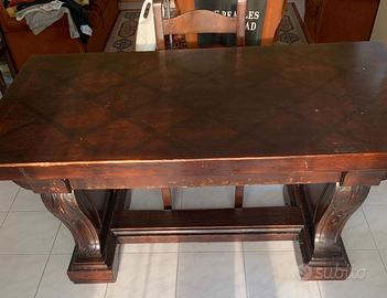 Grande tavolo antico in legno e 4 sedie