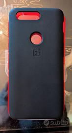 Custodia Ufficiale OnePlus 5T in silicone (nero)
