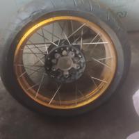 bmw gs 1250 cerchi oro