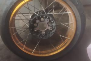 bmw gs 1250 cerchi oro