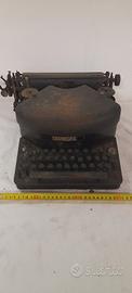 macchina da scrivere vintage