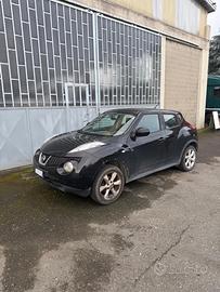 Nissan Juke 1.6 Benz. anno 2013 (solo ricambi)