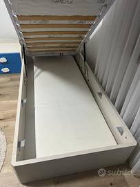 Letto con materasso