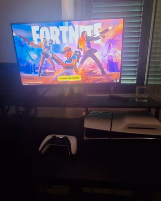  ps5 silm con disco+monitor asus 120fps