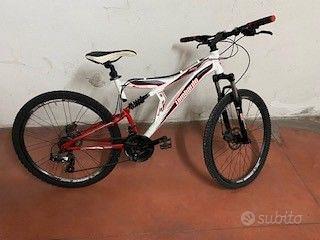 Biciletta mountain bike Lombardo