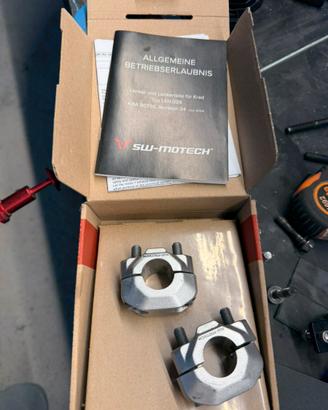 Kit rialzo manubrio sw motech