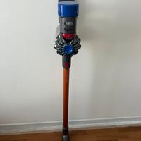 Aspirapolvere Dyson V8 Absolute come nuovo