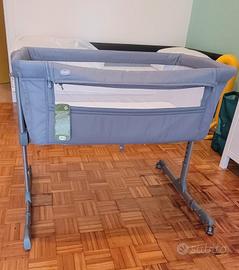Culla Chicco Next2Me Essential fianco letto