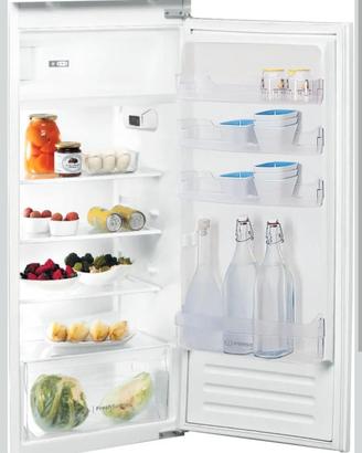 frigorifero INDESIT NUOVO CON GARANZIA DEL NEGOZIO