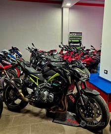 Kawasaki Z 900 SCARICO AKRAPOVIC +ACCESSORI