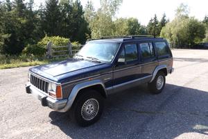 Jeep Cherokee XJ 2.5TD Limited Command Track ASI