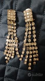 Eleganti Orecchini a Pendente con Strass