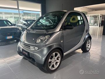 Smart ForTwo 700 coupé pulse (45 kW)
