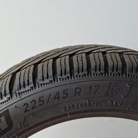 2 gomme nuovi mai usati Michelin 225/45 R17, 94V