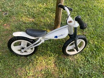 Bicicletta bimbo senza rotelle a spinta/pedali