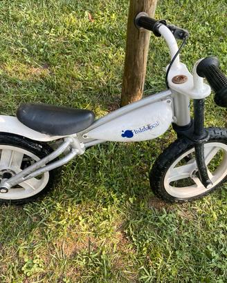 Bicicletta bimbo senza rotelle a spinta/pedali